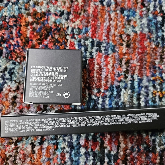 MAC makeup bundle - Picture 2 of 3